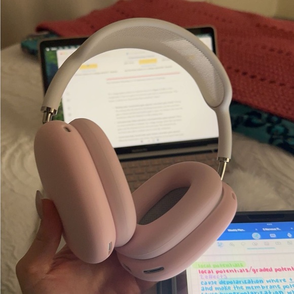 Meet your Posher, Emma - Picture 5 of 7